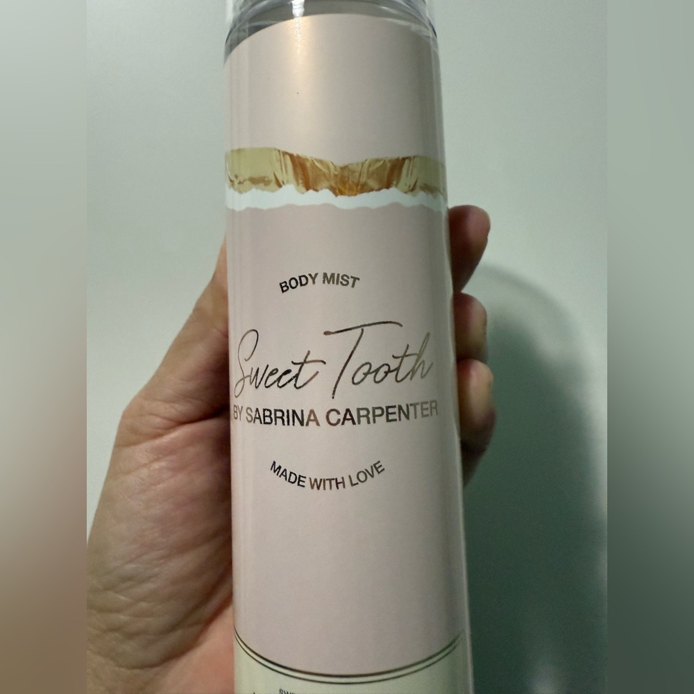 Sweet Tooth Body Mist by Sabrina Carpenter - Picture 2 of 4